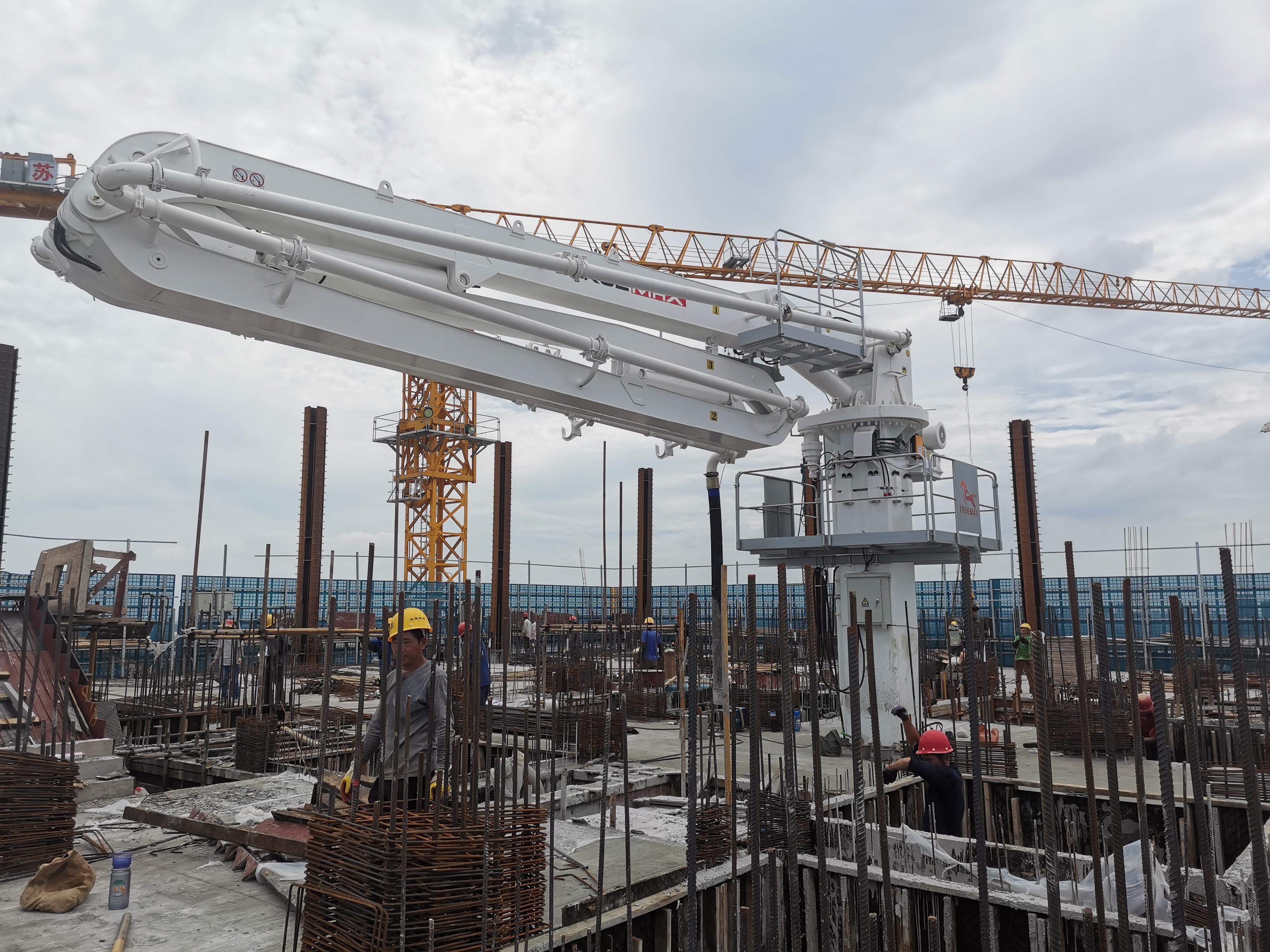 內爬液壓布料機 內爬液壓布料機