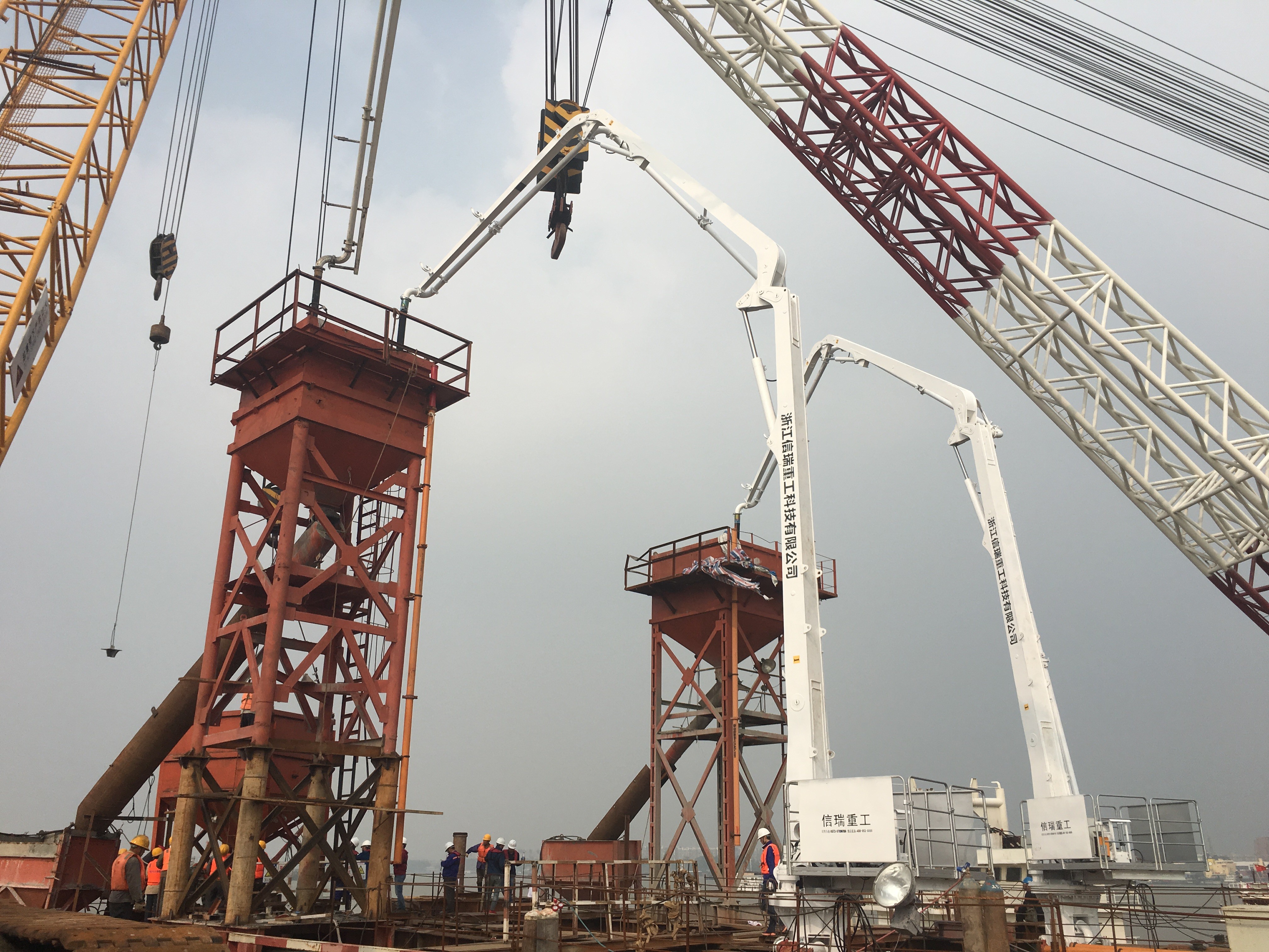 模架式液壓布料機 模架式液壓布料機