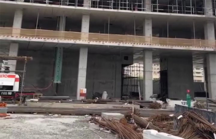 內(nèi)爬布料機 內(nèi)爬布料機